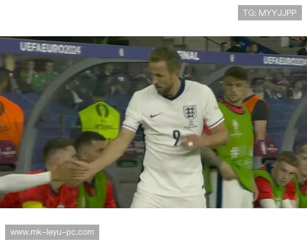 沃特金斯 vs 凯恩：英格兰主力前锋之争